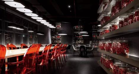 HKIRC醫(yī)療中心，把醫(yī)美中心變成了花園回