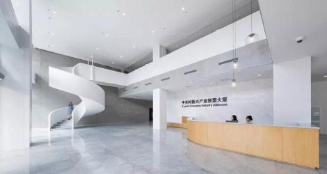 成都海倫天麓銷售中心，東方優(yōu)雅與現(xiàn)代融合的空間縮影！